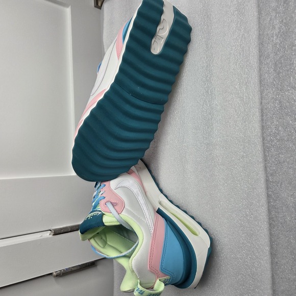 Rare Nike Women's Air Max Dawn 'Pastel' Size 8 - White/Soft Pink - Picture 9 of 12